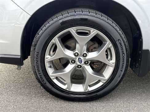Used 2018 Subaru Forester 2.5i Touring image 12
