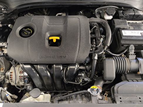 Used 2019 Kia Forte LXS FWD image 30