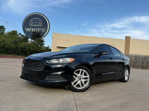 Used 2014 Ford Fusion SE FWD image 1