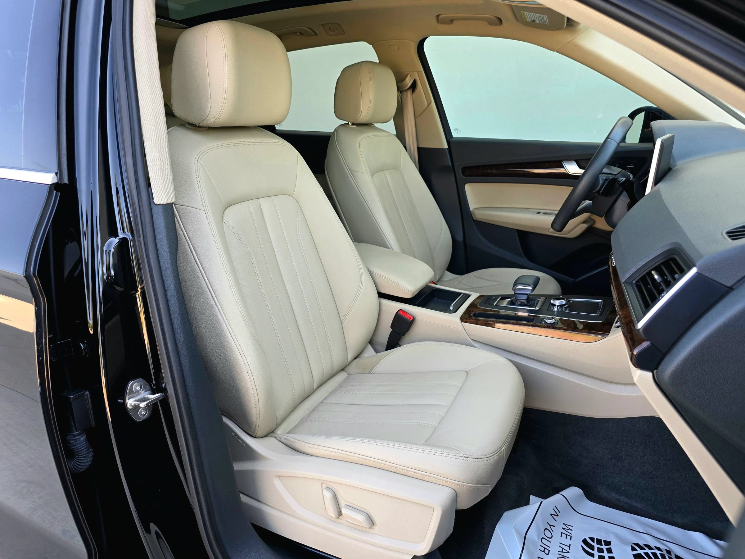 Used 2018 Audi Q5 2.0T Premium Plus w/ Premium Plus Package AWD/4WD image 23