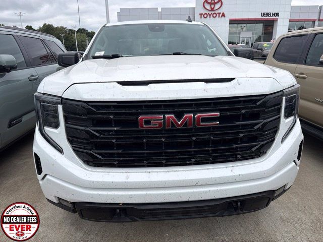 Used 2022 GMC Sierra 1500 Elevation AWD/4WD image 13