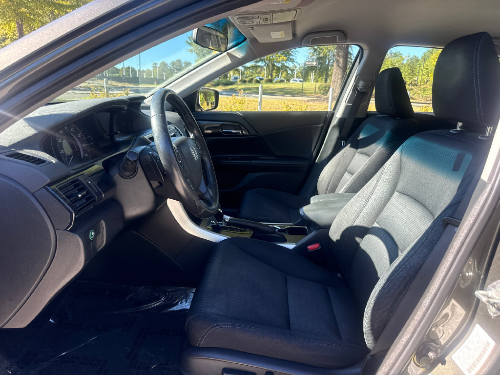 Used 2013 Honda Accord Sport image 12