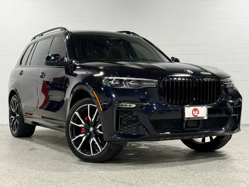 Used 2019 BMW X7 xDrive40i w/ M Sport Package AWD/4WD image 4