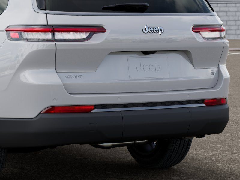 New 2026 Jeep Grand Cherokee L Limited AWD/4WD image 13