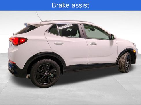Used 2024 Buick Encore GX Sport Touring image 8