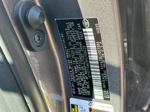 Used 2023 Toyota Camry SE w/ Convenience Package FWD image 4