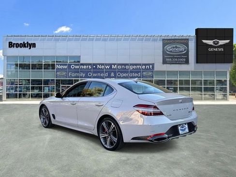 Used 2025 Genesis G70 3.3T Advanced image 7