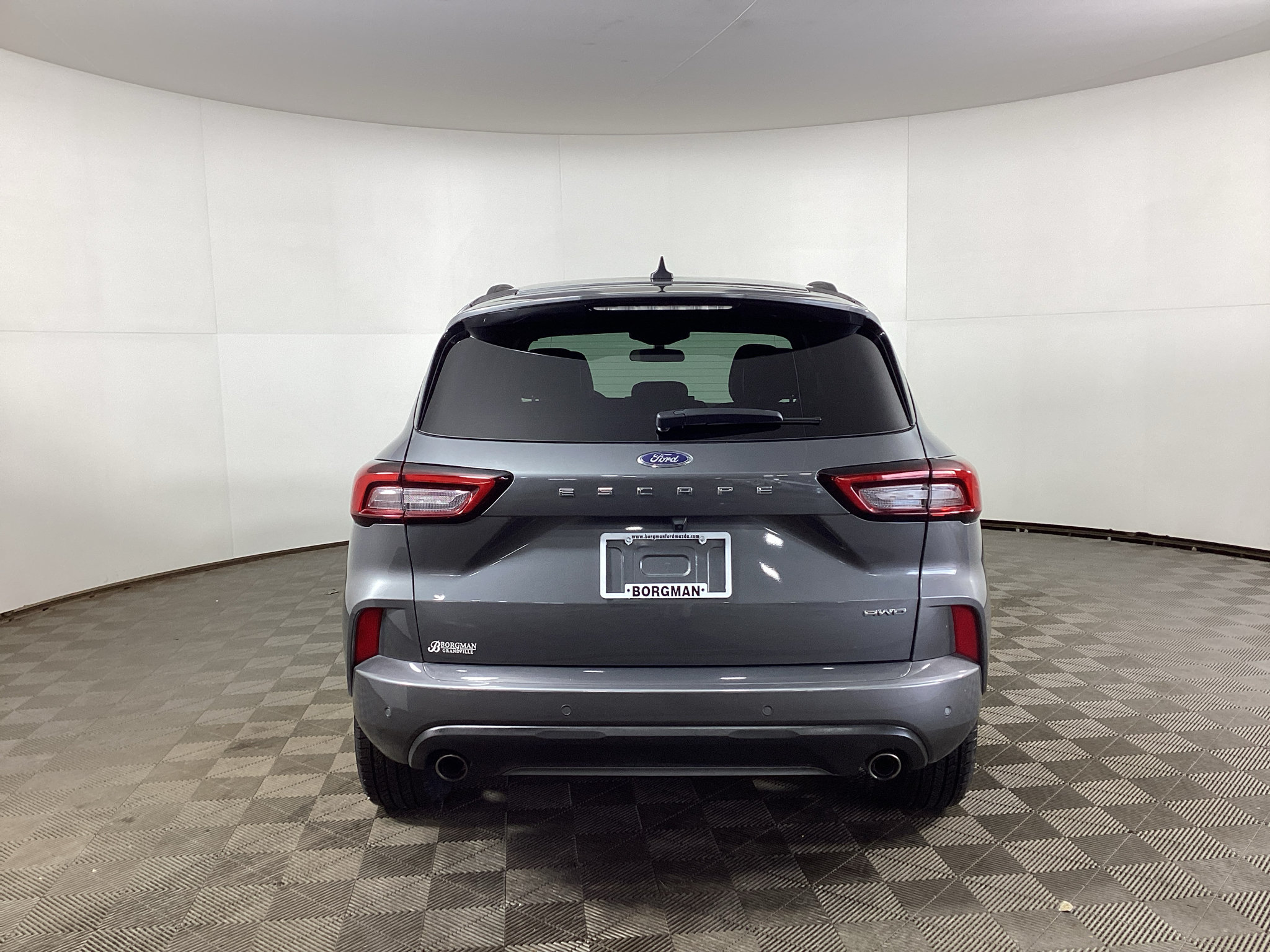 Used 2023 Ford Escape ST-Line Select w/ Tech Pack #1 AWD/4WD image 3