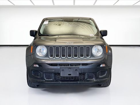 Used 2016 Jeep Renegade Sport w/ Power & Air Group image 2