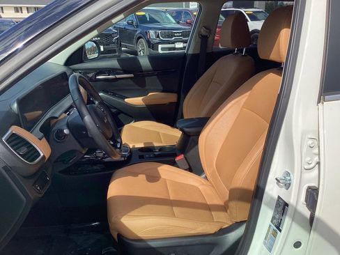 Certified 2024 Kia Seltos SX AWD/4WD image 13