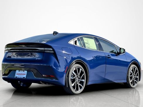 New 2026 Toyota Prius Plug-In Hybrid image 5