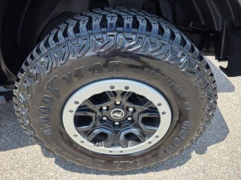 Used 2022 Ford Bronco Badlands w/ Sasquatch Package AWD/4WD image 11