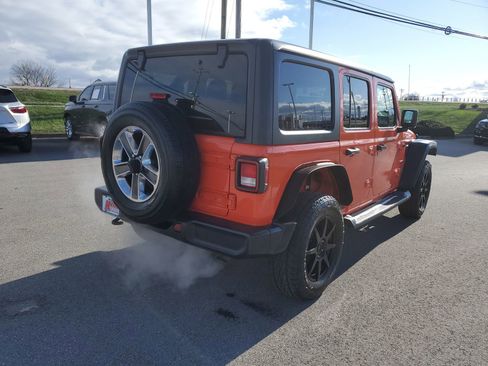 Used 2020 Jeep Wrangler Unlimited Sahara image 4