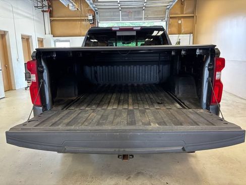Used 2022 Chevrolet Silverado 1500 LTZ w/ Z71 Off-Road Package AWD/4WD image 24