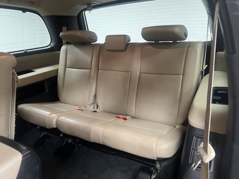 Used 2012 Toyota Sequoia Platinum image 50
