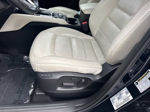 Used 2019 MAZDA CX-5 Grand Touring image 18