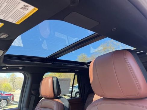 New 2026 Lincoln Navigator L Reserve AWD/4WD image 54
