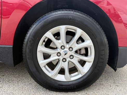 Used 2018 Chevrolet Equinox LT w/ Sun & Infotainment Package image 12