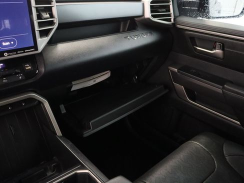 Used 2022 Toyota Tundra SR5 w/ SR5 Premium Package AWD/4WD image 24
