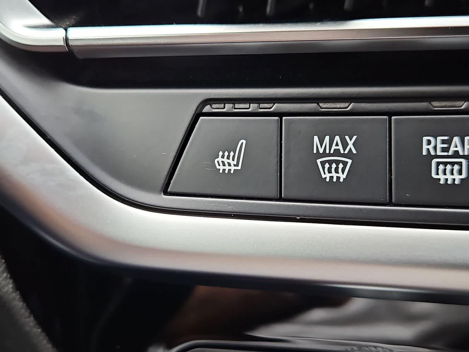 Used 2024 BMW X3 sDrive30i w/ Convenience Package RWD image 7
