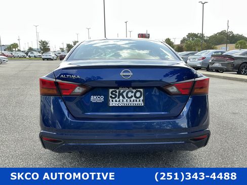 Used 2024 Nissan Altima 2.5 S FWD image 4