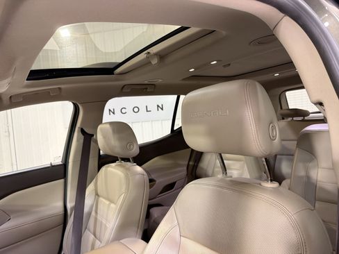 Used 2018 GMC Acadia Denali w/ Technology Package image 24