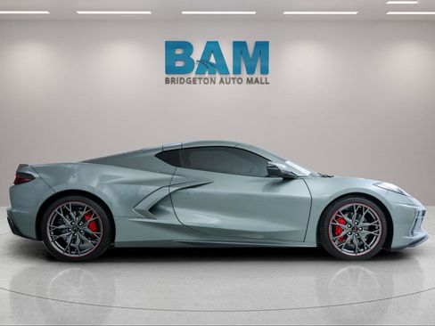 Used 2024 Chevrolet Corvette Stingray Premium Cpe w/ Battery Protection Package RWD image 8
