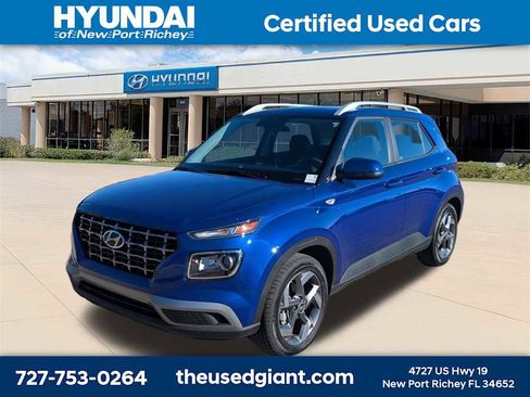 Certified 2024 Hyundai Venue SEL image 1