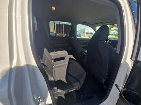 Certified 2025 Honda Ridgeline Sport image 30