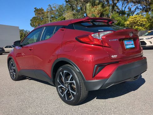 Used 2019 Toyota C-HR XLE image 15