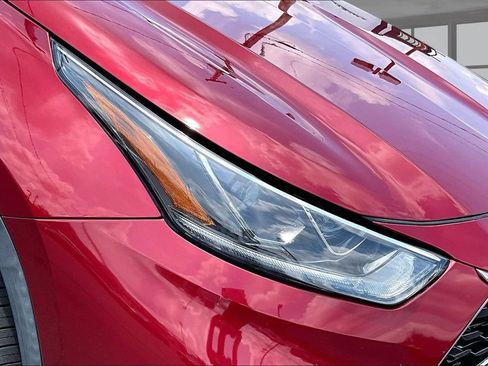Used 2020 Toyota Highlander Platinum AWD/4WD image 30