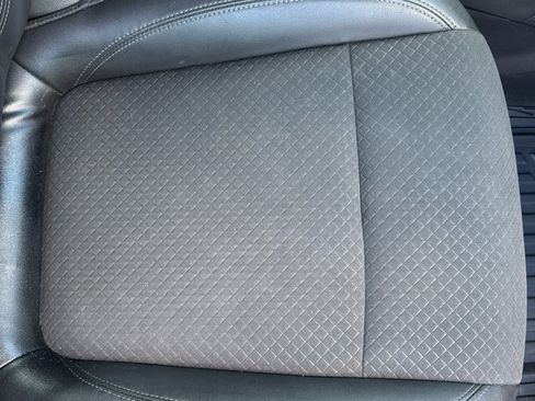 Used 2021 Buick Encore Preferred image 11