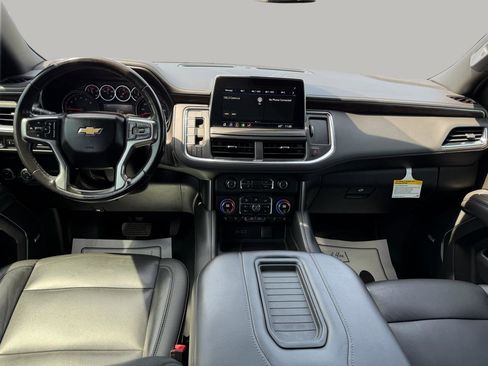 Used 2021 Chevrolet Suburban LT RWD image 29