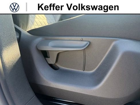 New 2026 Volkswagen Tiguan S FWD image 31