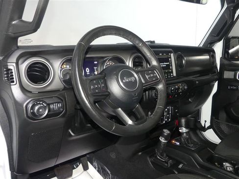 Used 2022 Jeep Wrangler Unlimited Sport AWD/4WD image 21