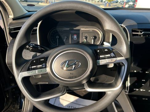 Used 2024 Hyundai Tucson Blue image 17
