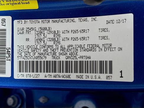 Used 2018 Toyota Tacoma TRD Sport image 34