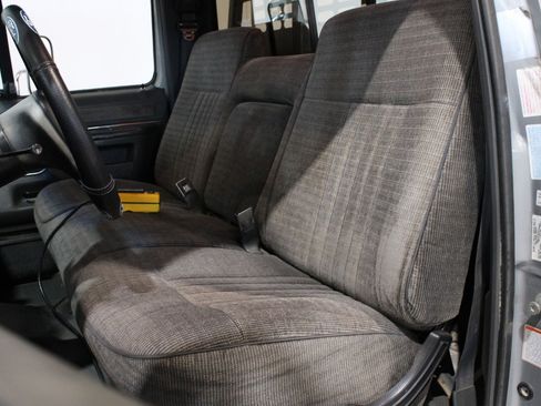 Used 1991 Ford F350 4x4 Regular Cab image 9