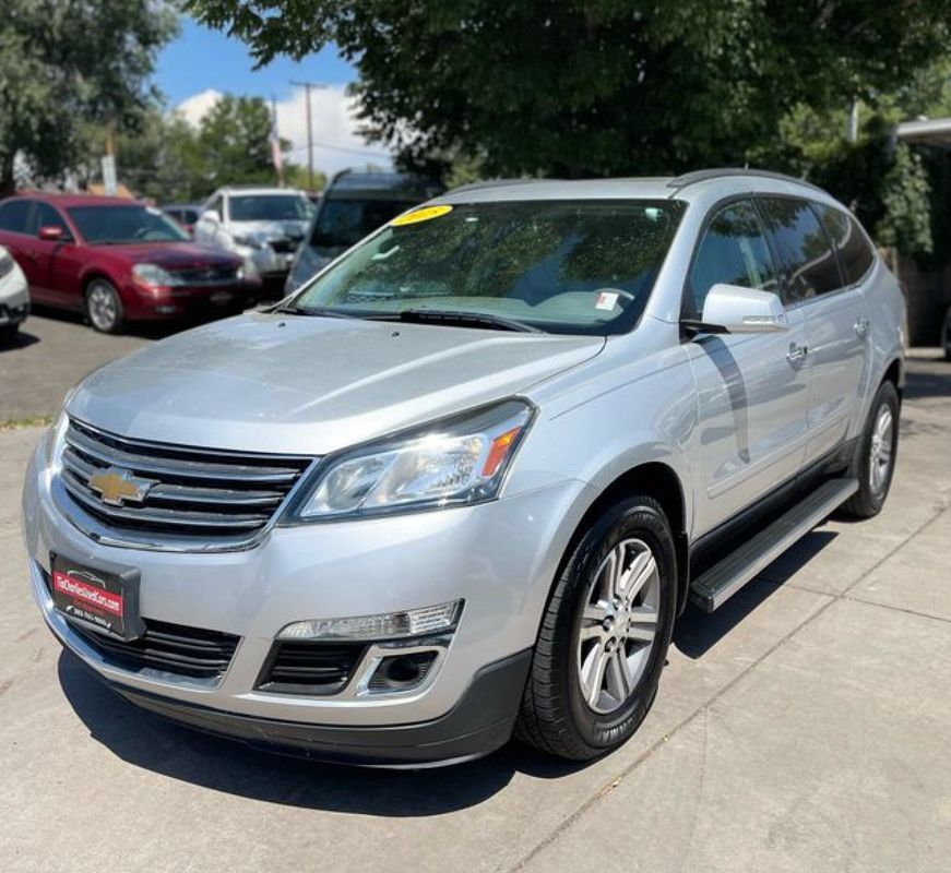 Used 2015 Chevrolet Traverse LT AWD/4WD image 1
