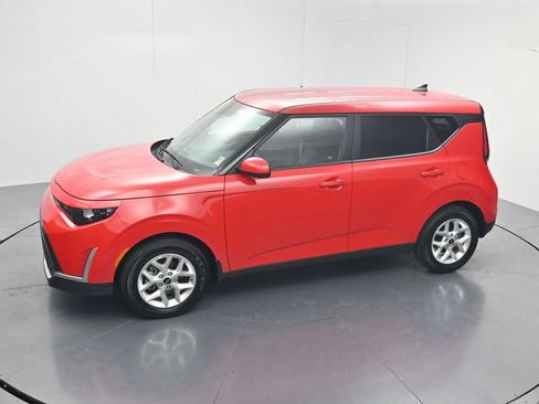 Certified 2024 Kia Soul S FWD image 45