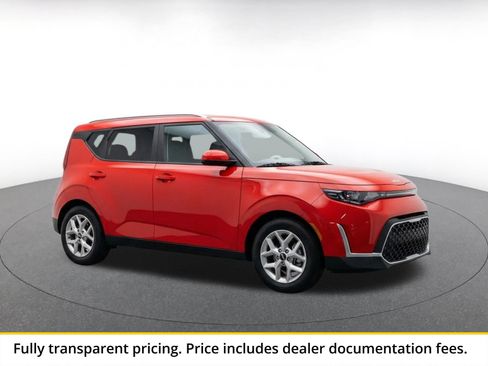 Used 2025 Kia Soul LX w/ LX Technology Package FWD image 1