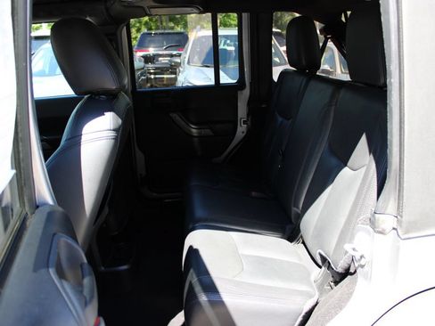 Used 2015 Jeep Wrangler Unlimited Sport w/ Quick Order Package 24S AWD/4WD image 30