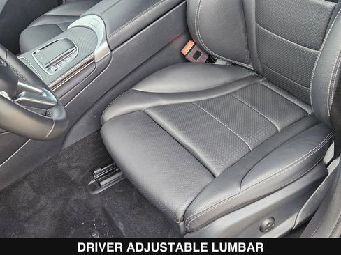 Used 2022 Mercedes-Benz GLC 300 4MATIC image 16