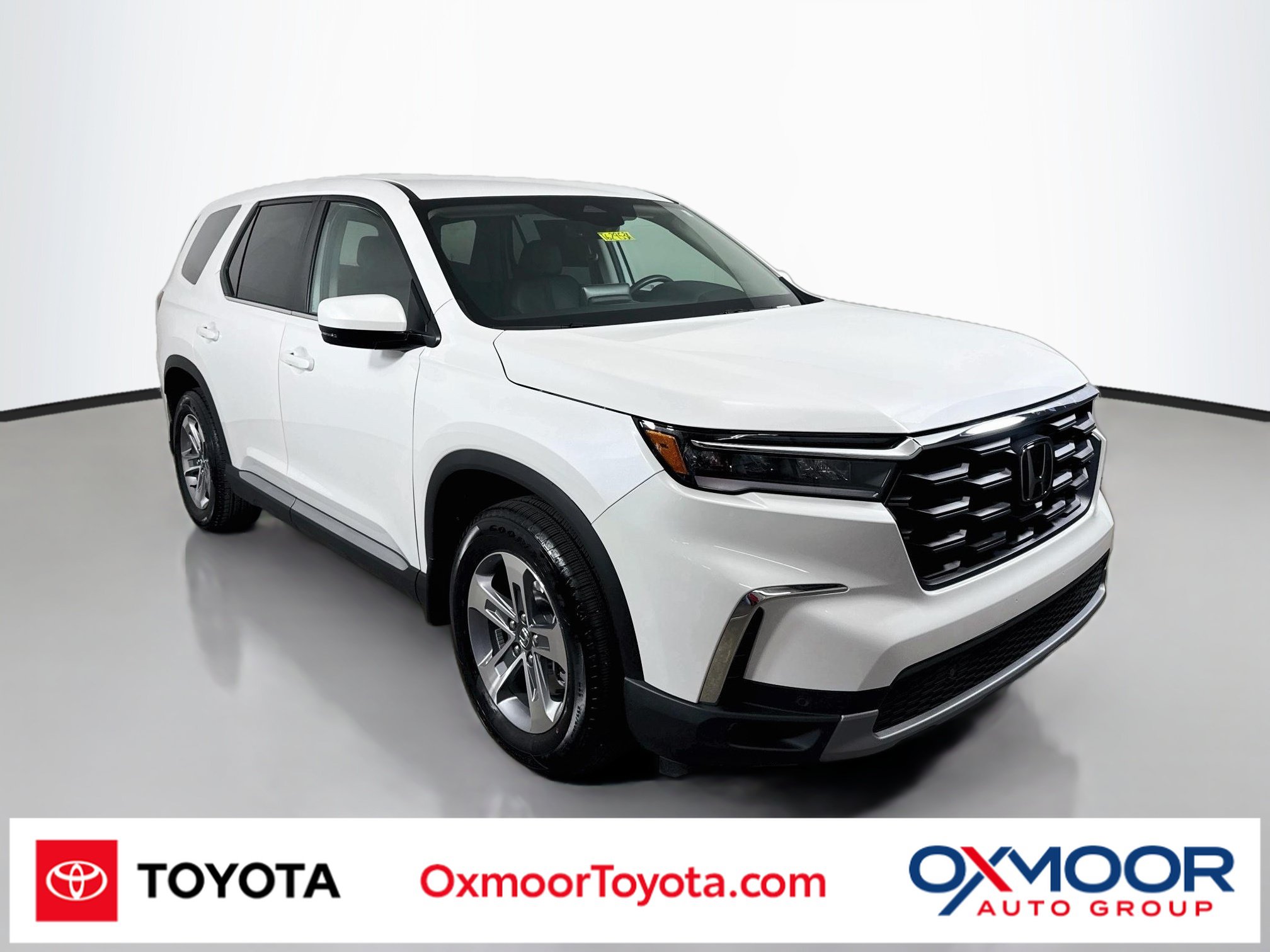 Used 2025 Honda Pilot EX-L image 1