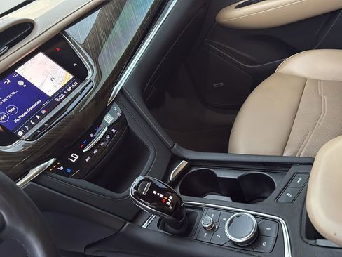 Used 2022 Cadillac XT6 Premium Luxury w/ Platinum Package image 19