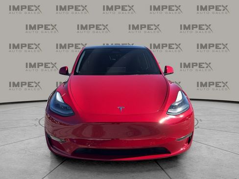 Used 2022 Tesla Model Y Performance image 8