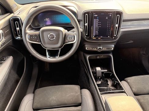 Certified 2023 Volvo C40 P8 Recharge Ultimate image 22