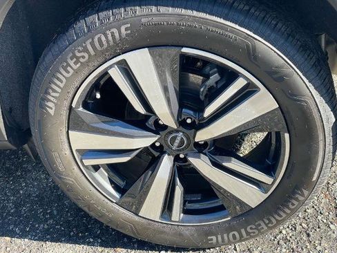 Certified 2023 Nissan Rogue Platinum w/ Platinum Premium Package image 22