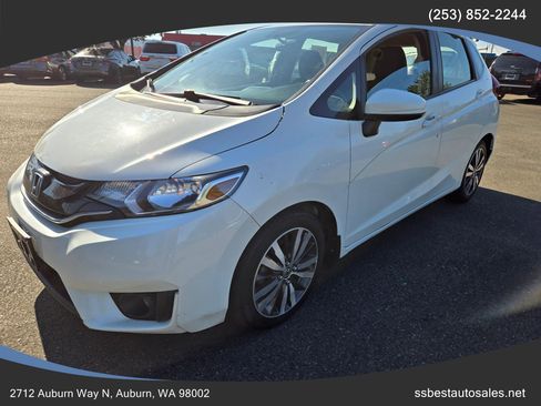 Used 2017 Honda Fit EX image 3