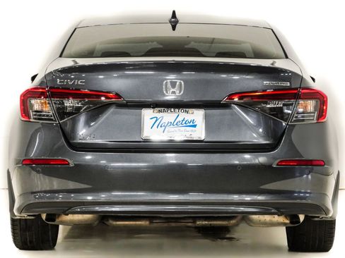 Used 2022 Honda Civic Touring image 8